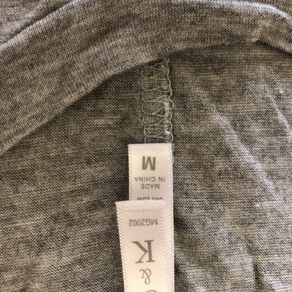 Cover up top - Picture 4 of 5